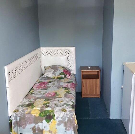 پانسیون Agava Guest House