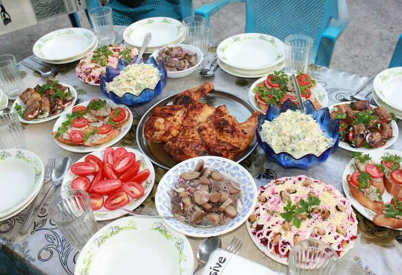 پانسیون Agava Guest House