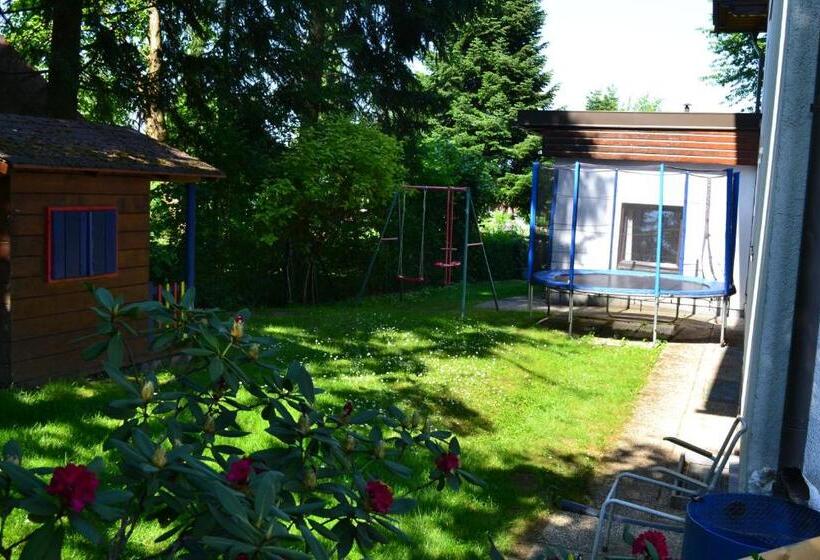 مبيت وإفطار Gästehaus Uggowitzer