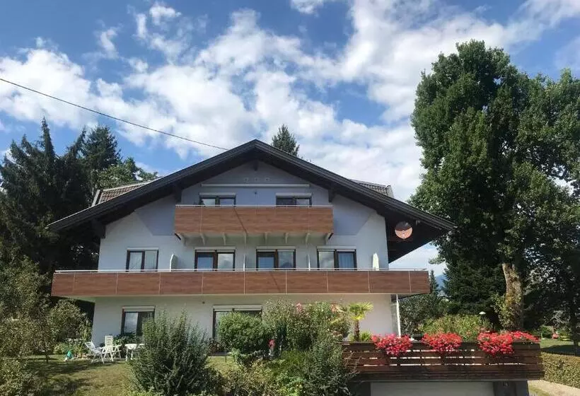 Bed & Breakfast Gästehaus Uggowitzer