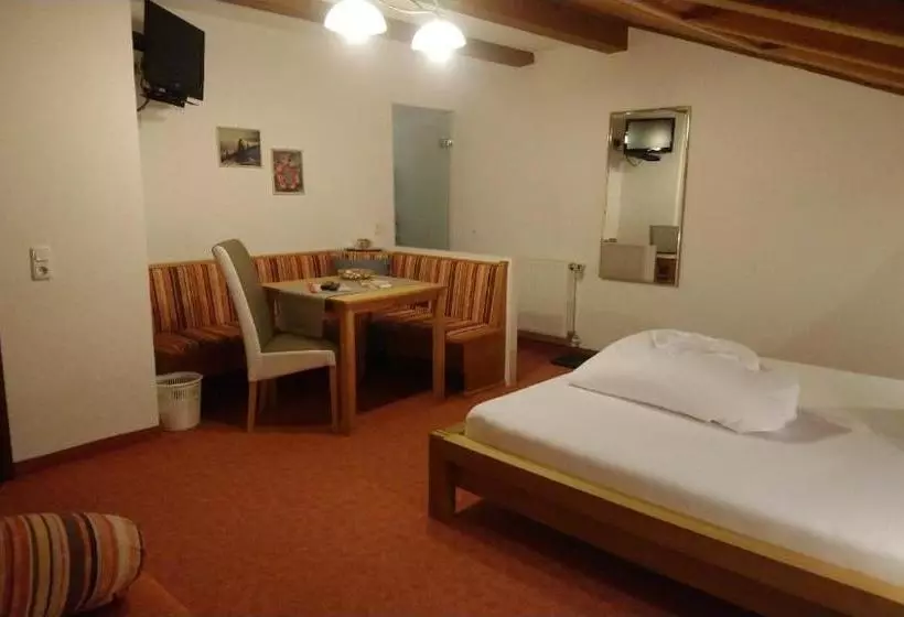 ベッドアンドブレックファースト Pension Köhler