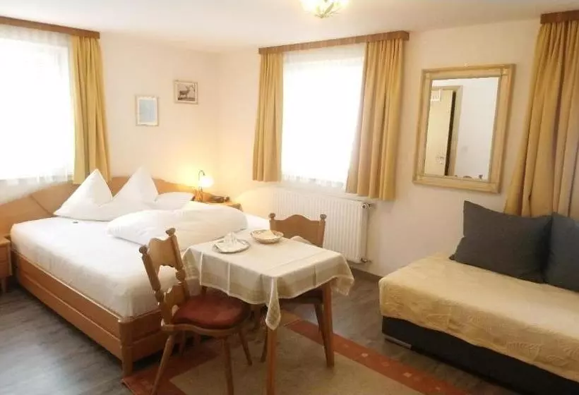 ベッドアンドブレックファースト Pension Köhler