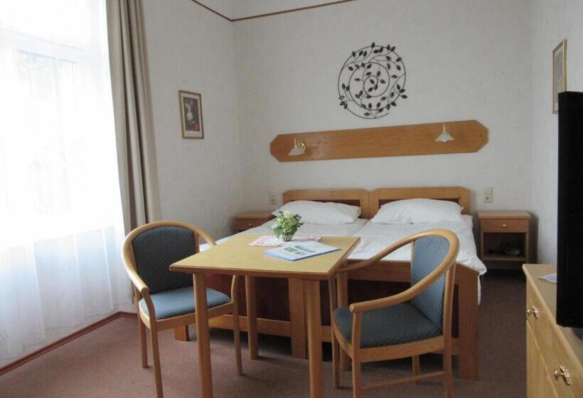 צימר Waldpension Mück