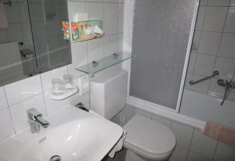 تختخواب و صبحانه Waldpension Mück