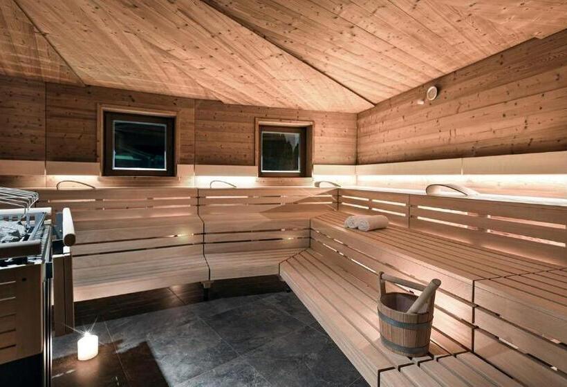 ホテル Almesberger