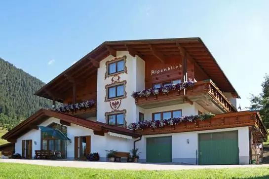 Hotelli Gästehaus Alpenblick