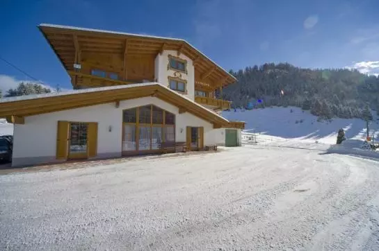 Hotelli Gästehaus Alpenblick
