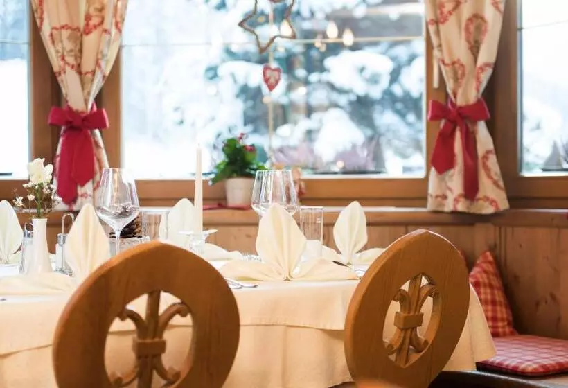 Отель Brunnenhof