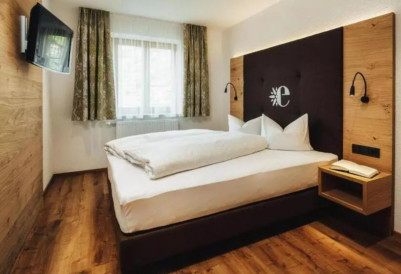 בית מלון כפרי Edelweiss Superior