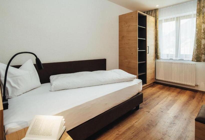 בית מלון כפרי Edelweiss Superior