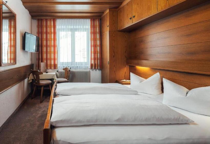 בית מלון כפרי Edelweiss Superior