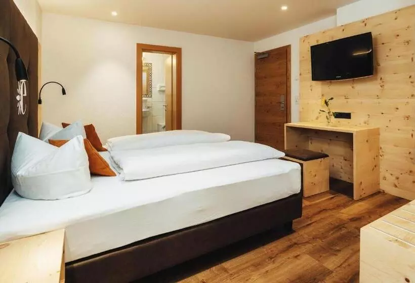 בית מלון כפרי Edelweiss Superior