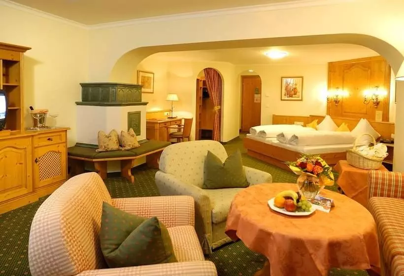 ホテル Henri Country House Seefeld