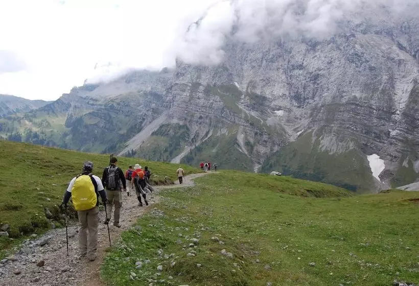 ホテル Henri Country House Seefeld