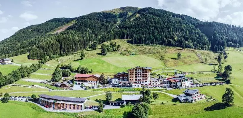 ホテル Familienresort Ellmauhof Das Echte All Inclusive