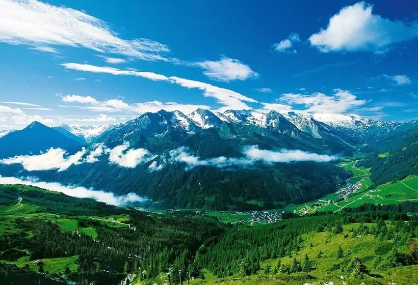 فندق Finkenbergerhof