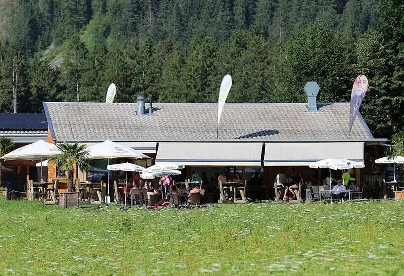 Hotelli Gasthof Stoanerhof
