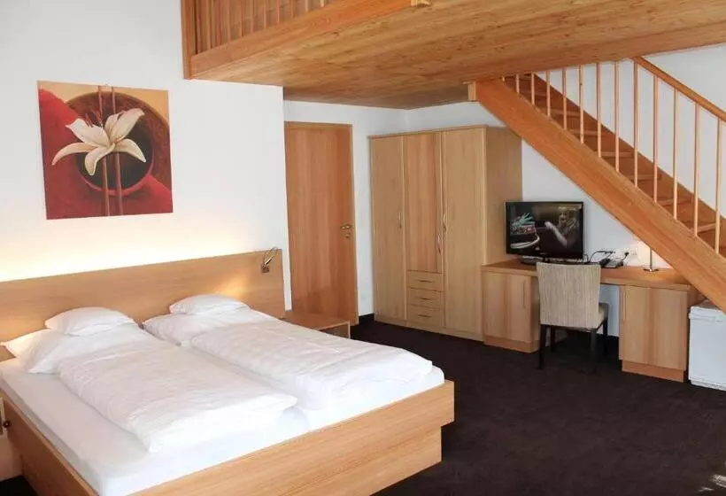 ホテル Gasthof Zum Goldenen Löwen