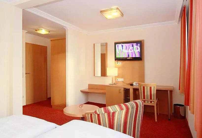 호텔 Goldener Adler