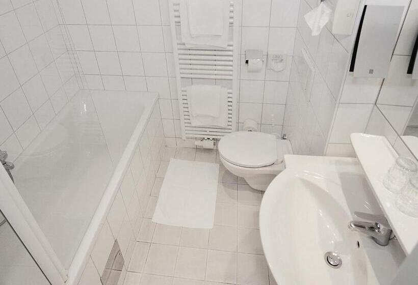 Hotel Goldener Adler