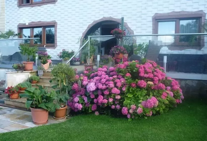 ホテル Haus Regina Gruber