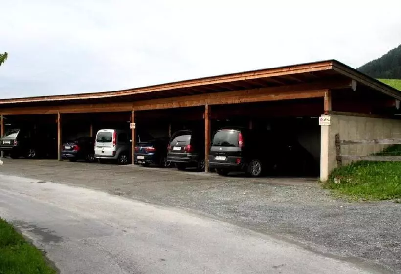 호텔 Hinterburghof