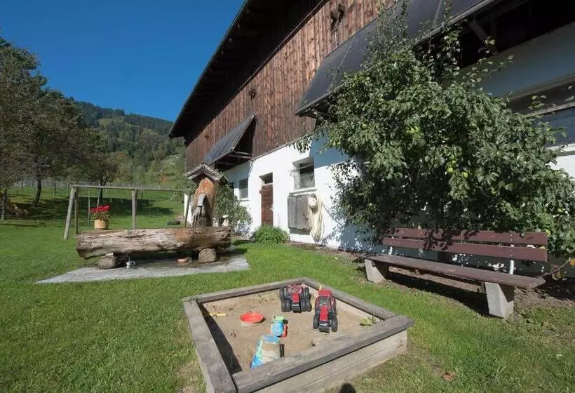 호텔 Hinterburghof