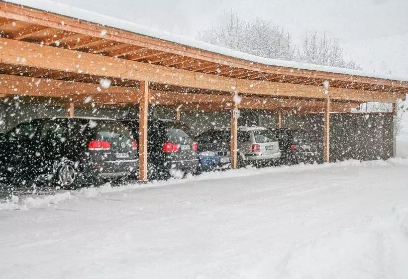 호텔 Hinterburghof