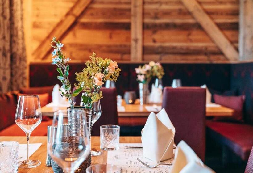 Отель Loisi S Boutique