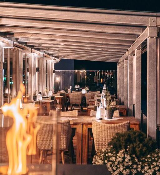 Отель Loisi S Boutique