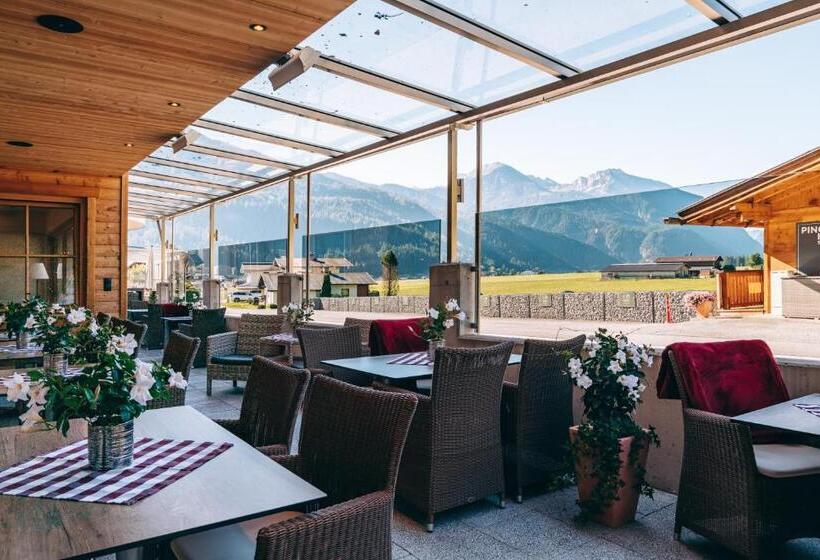 Отель Loisi S Boutique