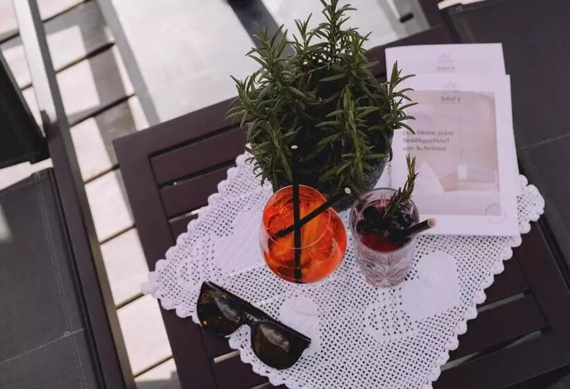 Отель Loisi S Boutique