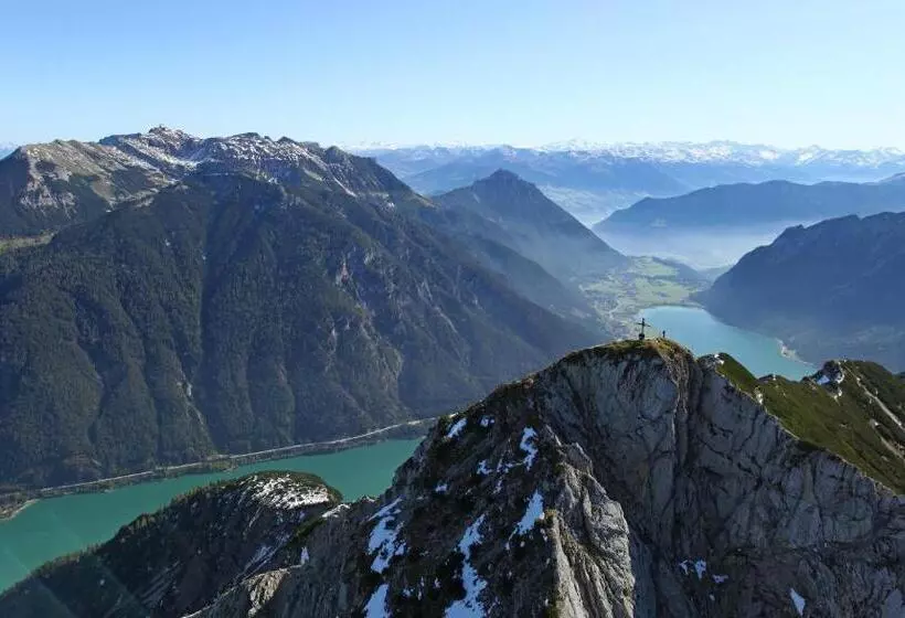 Отель Loisi S Boutique