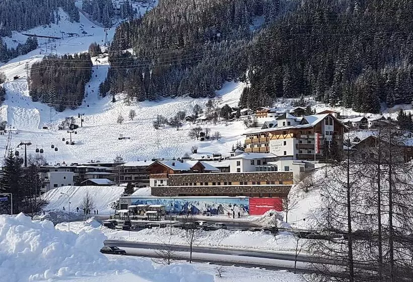 호텔 Nassereinerhof