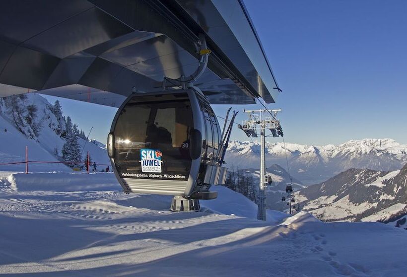 Отель Schloss Matzen