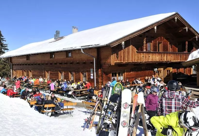 Отель Schloss Matzen