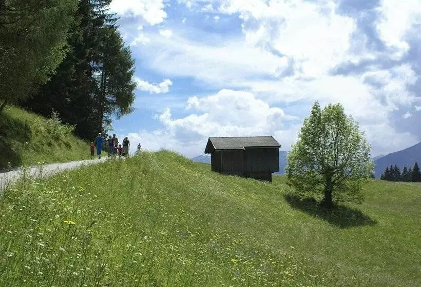 Отель Schloss Matzen