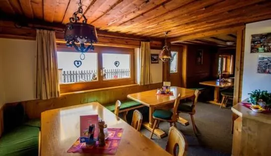 ホテル Stalder Hütte