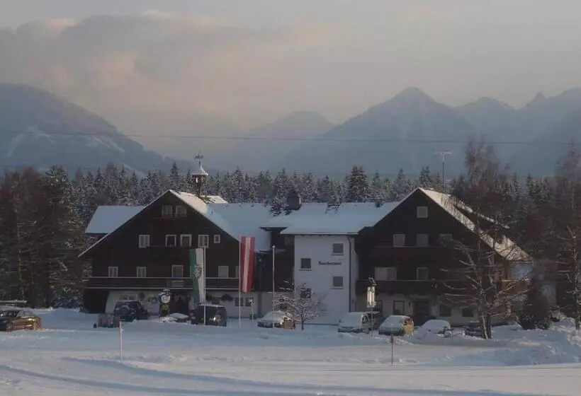 ホテル Stockerwirt