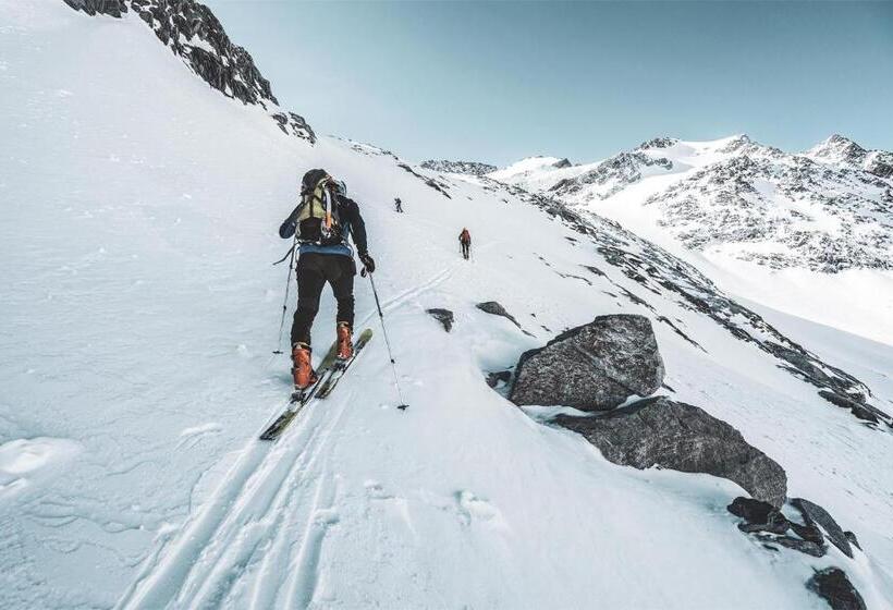 Отель The Secret Sölden