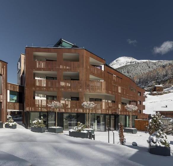 Отель The Secret Sölden