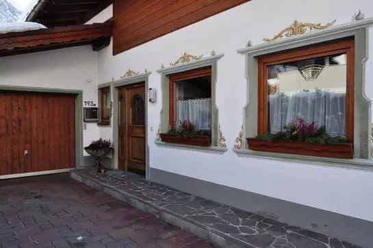 Zwatz Ottilie, Appartement