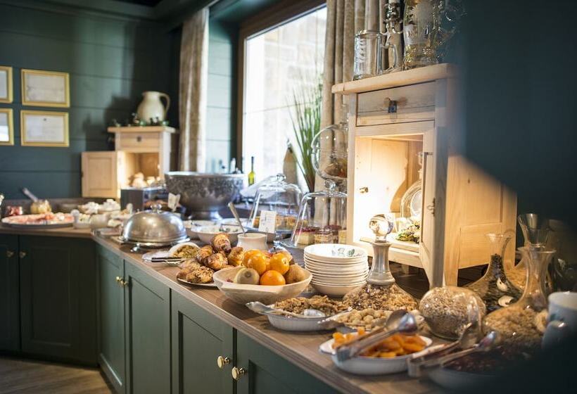 Chalet Hotel Hartmann – Adults Only