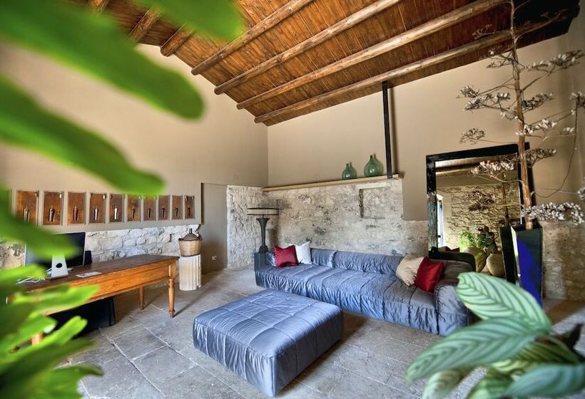 فندق Borgo Alveria