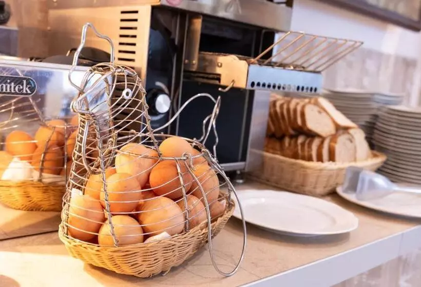 هتل Delaville Frontemare