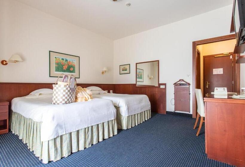 ホテル Garden Terme