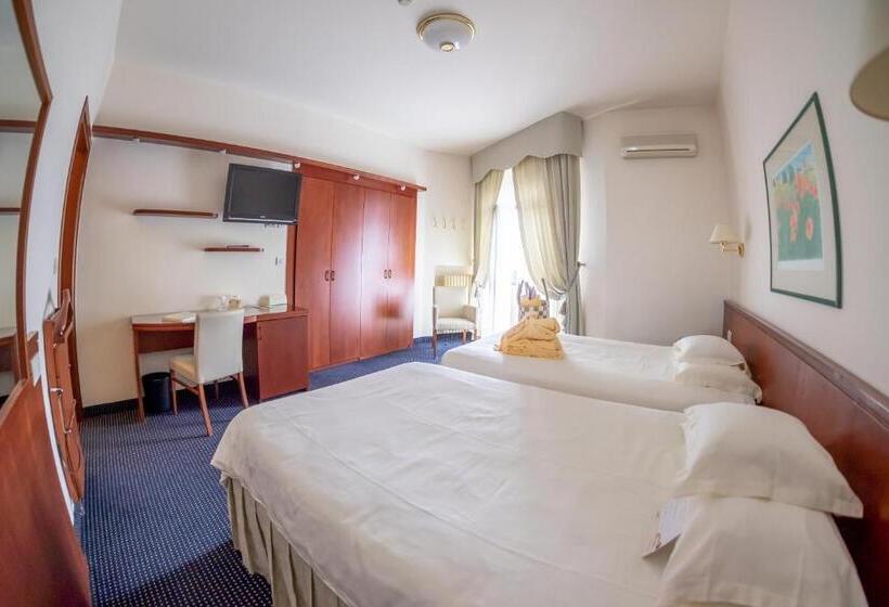 ホテル Garden Terme