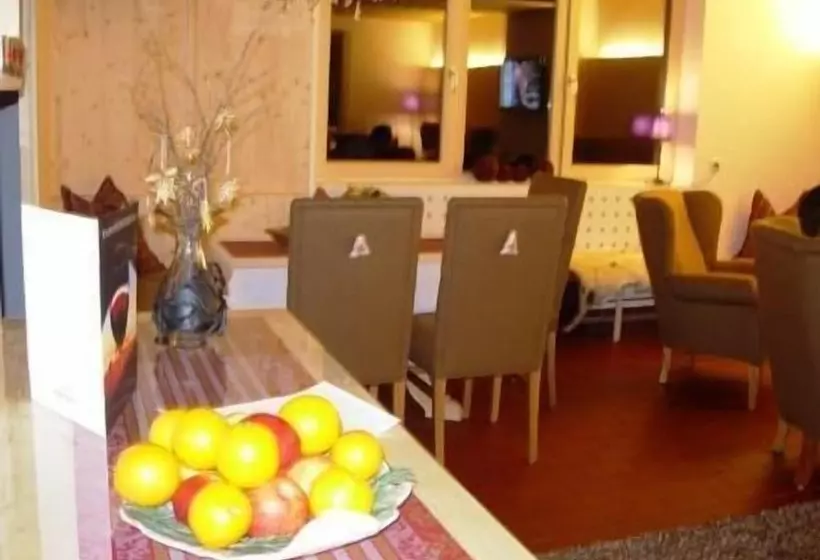 ホテル Geisler Tulfes