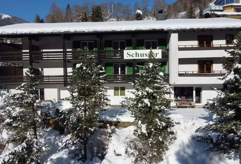 Отель Gästehaus Schusser An Der Therme