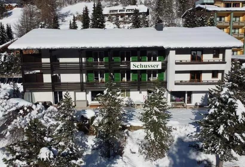 Отель Gästehaus Schusser An Der Therme